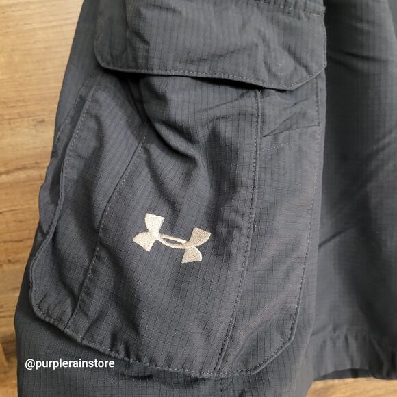 Under Armour Rip Stop Cargo Shorts 38 Measures 36 Embroidered Logo Navy Gorpcore - Picture 3 of 12